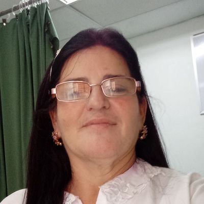 Mujer sencilla sincera hija de Mariana y orgullosa de ser CUBANA.