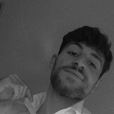 yusuf_rzgr's profile picture. GRÜ