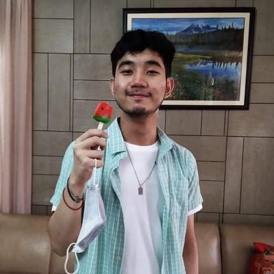 speckheyyy's profile picture. 🇵🇭 sjcs '20 upcm '27 || professional yapper || not a professional IG artist @spkhustler