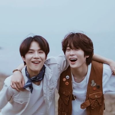 threads, edit pics/videos, and write stories about jaewoo