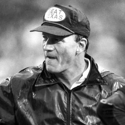 jeverettstier's profile picture. Born in Oklahoma and bred a Sooner. Currently living in Texas