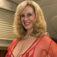 Mature Women(@TopMatureWomen) 's Twitter Profile Photo