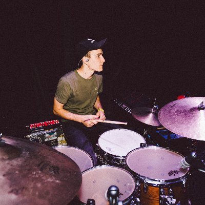 Drummer, Musical Director, Producer & Songwriter.

@faouzia, @scotthelman, @mylescastello, @iamriell