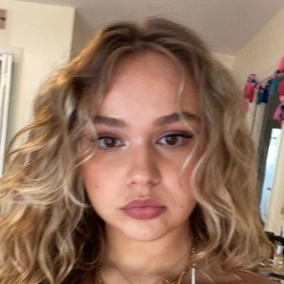 MaddieCrabb's profile picture. southwestern class of 2020