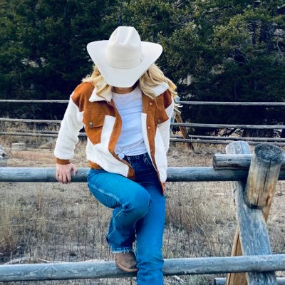 JamieJoLynch's profile picture. yolo swag forever