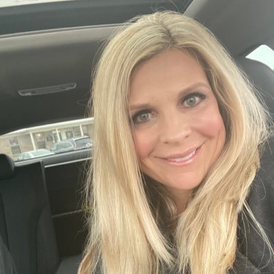 lori_omo's profile picture. 