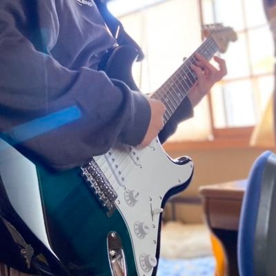 geroid2's profile picture. IRBID(イルビド)と言う名前で音楽やってます。動画をあげるのでよかったら聞いて下さい！【休止中(1/1現在)】