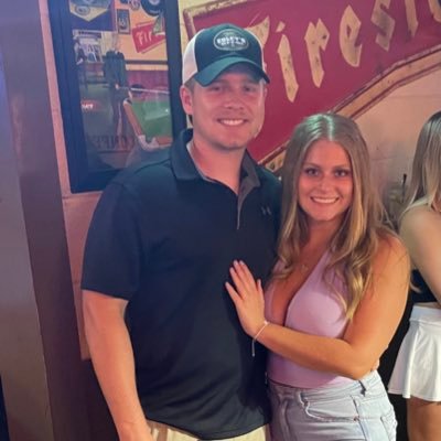 rogersb2000's profile picture. 