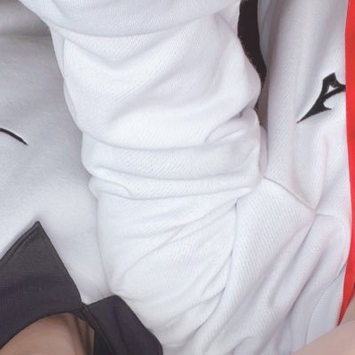 kUhpeQmiGvPocdE's profile picture. 