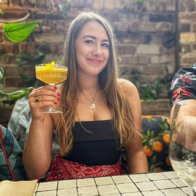 Moll_Robinson's profile picture. 