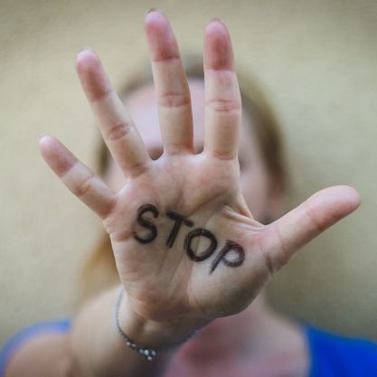 LesPreJugees's profile picture. Collectif de mères d'enfants victimes d'inceste ayant porté leur parole auprès des autorités françaises et demandé leur protection