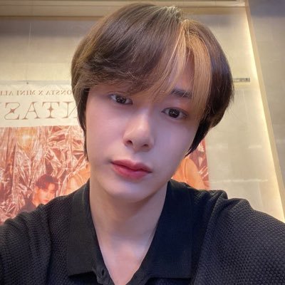 anthyvmp's profile picture. gamer emo, o último romântico existente, chefe de cozinha.