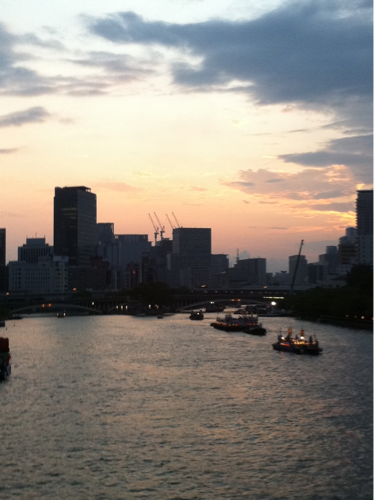 sinbe_323's profile picture. 大好きな

京都にて

美容という仕事に

日々孤軍奮闘中