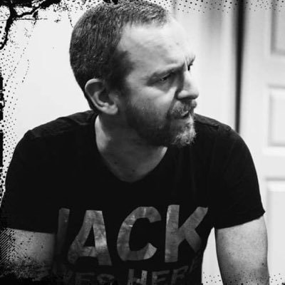 ✧ Drummer @campmarshy +EvenFlow (FB) 🤘🏽https://t.co/P7cigIDqvx✧Party PunkRock band ✧SWE ➟ Karlstad/Deje ⇨ ALBUM OUT 2 May-2020!⇦