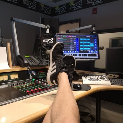 Radio Host, Streamer and IMMIGRANT 🇨🇴🇨🇦