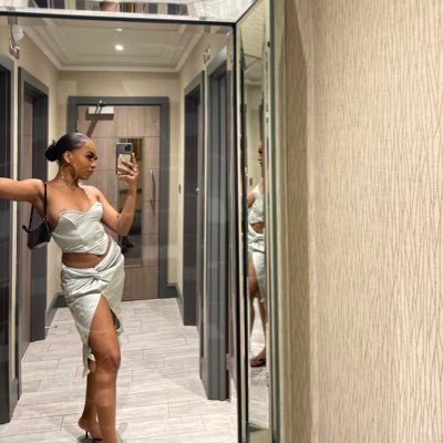 ___lashanaw's profile picture. love your blackness