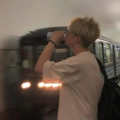 YmfPn's profile picture. اللي متكعبلش متعلمش ..