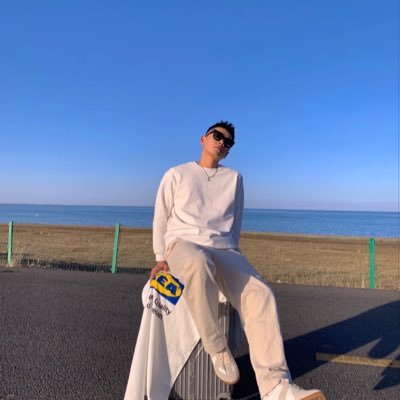 Ydisir's profile picture. 