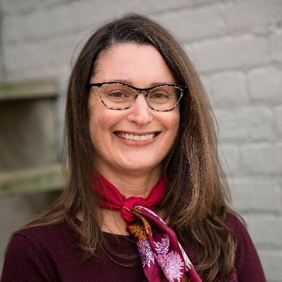 The Alford lab studies ways by which skeletal tissue micro environments drive bone cell physiology. she/her