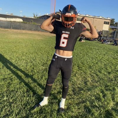 Vacaville High School (CA) ⚫️🟠 22' 6' 185 RB/WR/DB/ATH GPA 4.0 🔴⚪️KT prep ⭐️⭐️⭐️NCAA#2009933376