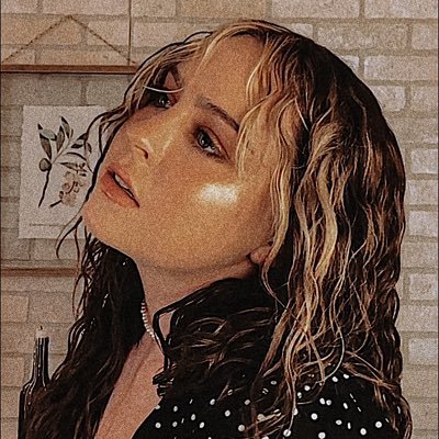 ☁️ fashion, poetry, music & moodboards. ⚡️Insta & Tiktok: allex_looper