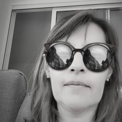 ValerieHmlr's profile picture. 