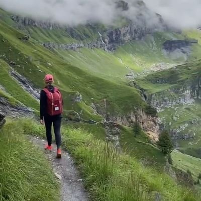comolokko7731's profile picture. Söyleyin güneş ne zaman doğacak acaba? ! Gece sürüp gidemez şafak söktükten sonra... Kar, buz böyle kalamaz cemre düştükten sonra..