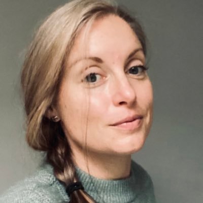 moeder van drie prachtige meiden, vrouw van de liefste man en trotse juf op de basisschool❤️🍀🙏🏻 (en tweets zijn vanuit persoonlijke titel)