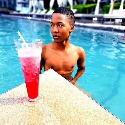 kelvin_mokgomo's profile picture. ||Be who you wanna be!🏳️‍🌈||