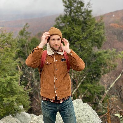 Co-founder @expatalachians, Pennsylvania reporter @thecentersquare.
Interested in Post-communist Europe, Appalachia, architecture, higher ed, Herman Melville...