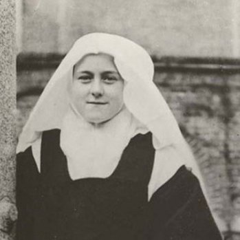 SaintThereseBot's profile picture. Doctor of the Church & Foundress of the Little Way™ • I tweet my quotes every once in a while & retweet every tweet that mentions me