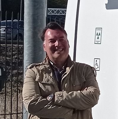 JulianCesteros's profile picture. 