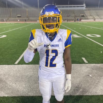 Lb.Landry wr💛💙 height: 5,9 weight: 175 gpa: 4.0/ https://t.co/OSzChGKj6D