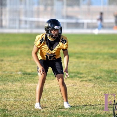 Humble Underdog💯||nickle/Wr Ehs 🐯 C/O 2023 Email: yangtuyee@gmail.com Number: (559)-981-3094