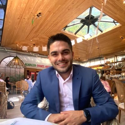 Abogado. Notario. Docente Universitario 🇵🇾 | Especialista en Justicia Constitucional y DD. HH 🇮🇹 | Máster en Gobierno y Tecnología 🇪🇸