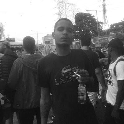 ''Eu sou um fruto da sociedade. Sou o que ela me tornou. E agora que digo o que me vem na cabeça eles não me querem mais. Foi assim que você me criou ...''