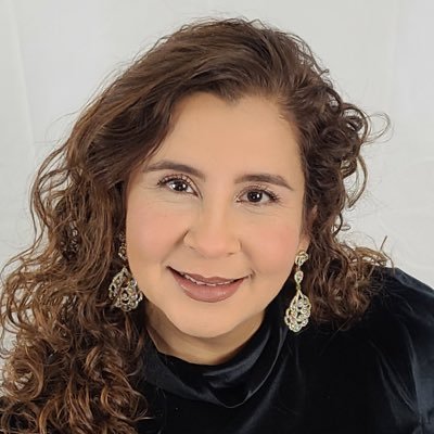 Daughter of God•Wife•Mom•Teacher•Author #TiemposFinales #TiemposDeCumplimiento