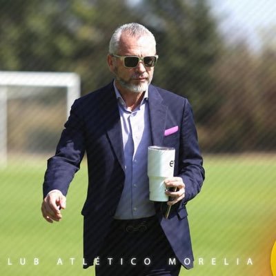 Licenciado en Actuaria,  MBA / AD2 IPADE Presidente Club Atletico Morelia IG @jlhb33 Empresario