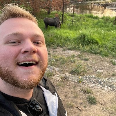 eman0077's profile picture. Just read the tweets, youll figure it out.