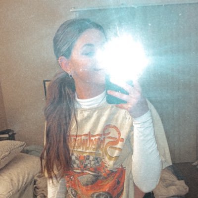 s_ierraanderson Profile Picture