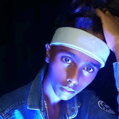 Sauravjoshi124's profile picture. My Instagram Id-Sauravjoshi124
My MX Takatak Id -Sauravjoshi124
My YouTube channel:-Sauravjoshivlogs