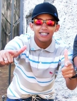 Ame todos seus IRMÃOS,como o SOL para nos ILUMINAR, sem nada pedir em troca, nem ao menos um OLHAR♪♪