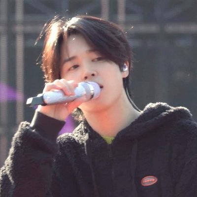 NawYoonRose1's profile picture. Save Myanmar