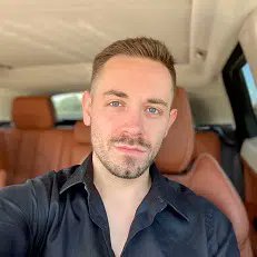 LucasMHall's profile picture. certified fragrance expert