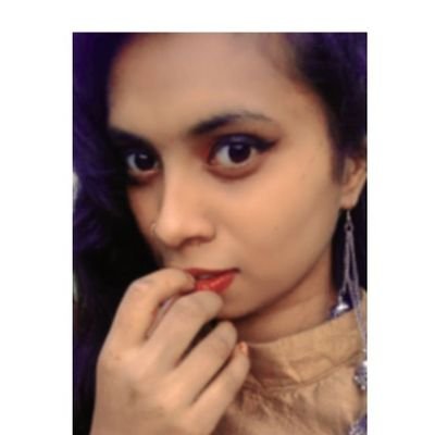 हँसकर दर्द छुपाने का हुनर मशहूर था मेरा !
पर कोई हुनर काम न आया जब तेरा नाम
आया !!