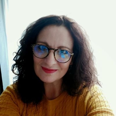 Paska Zsófia Krisztina
#business #women #sales #B2B