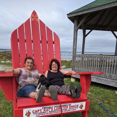 #Treaty1752 #BLM
Passionate gardener, geocacher, love Nova Scotia, especially its South Shore. Learning to be a better ally.  Finding  joy in each  new day.