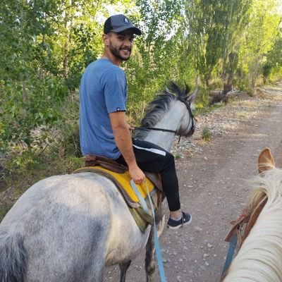 valenzuela_emi's profile picture. 2\2\97
Acuario