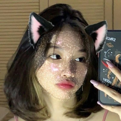 jyveeb's profile picture. low-key