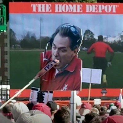 LilChurchy's profile picture. 